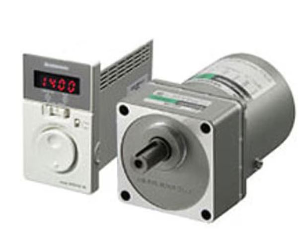 Orientalmotor东方马达控制器US2D15-JC-CC杨：18105608753