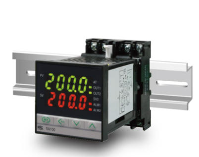 RKC日本理化数字指示调节计SA100杨：181-0560-8753